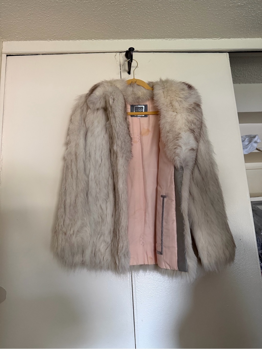 Women's Light Beige Teddy Jacket with Pink Lining